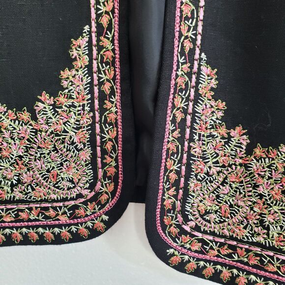 Coldwater Creek Beautiful Woman's Linen Blend Embroidered Lined Blazer, Size 14 - Picture 5 of 10